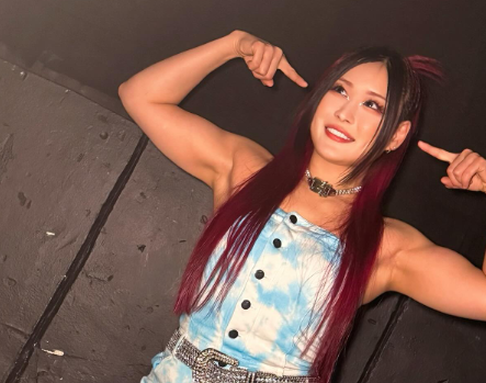 「美しすぎる筋肉美」女子プロレスラーIYO SKY、Birminghamで魅せた完璧ボディにファン熱狂