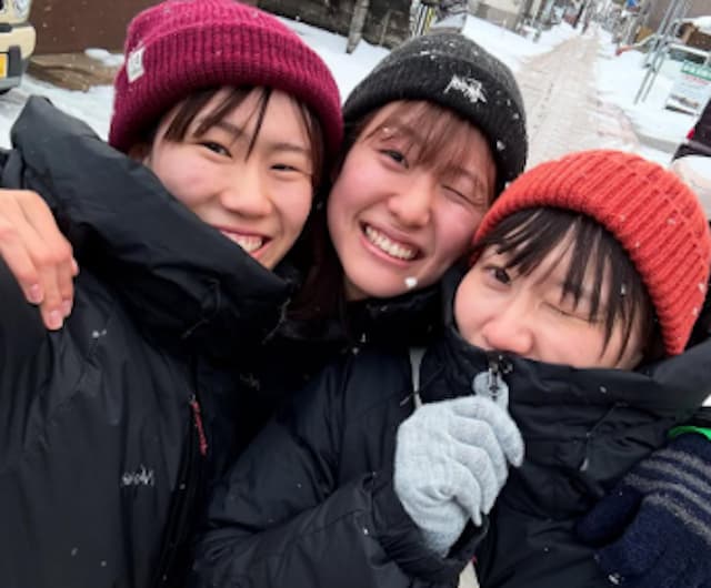 小川愛里奈、思い出の雪景色『石川県の大雪にテンション上がった！』