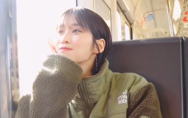 電車でうたた寝！グラドル・高橋凛の寝顔が可愛すぎ！