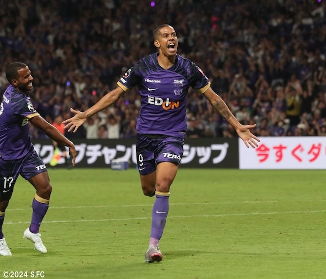 広島在籍のドウグラス・ヴィエイラが退団を発表「本当にありがとうございました！ 心からの感謝を込めて、ビッグハグを！」