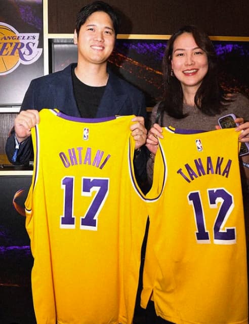 大谷夫婦がバスケ観戦⁉MLB公式が夫婦円満仲良しショットを公開