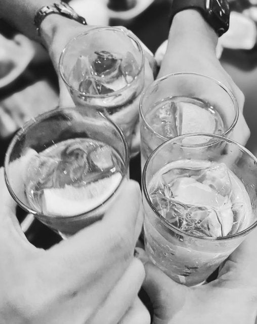 「まさかの再会」女子プロレスラー・雪妃真矢、20年ぶりの“旧友との乾杯”に胸中を吐露