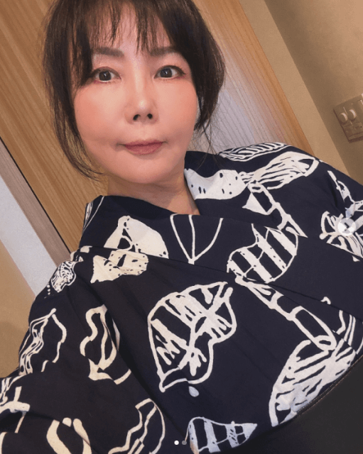 今度は“リップ柄”の浴衣　小川菜摘の「浴衣コレクション」がお洒落すぎる！