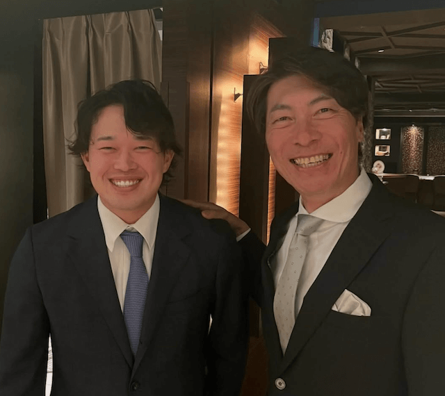 「期待しかない」高津臣吾監督が“濱田太貴”にエール 笑顔2ショットが大反響