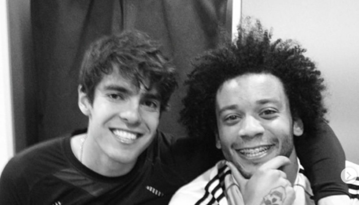 元ブラジル代表のカカ、引退する元同僚に労いのメッセージ