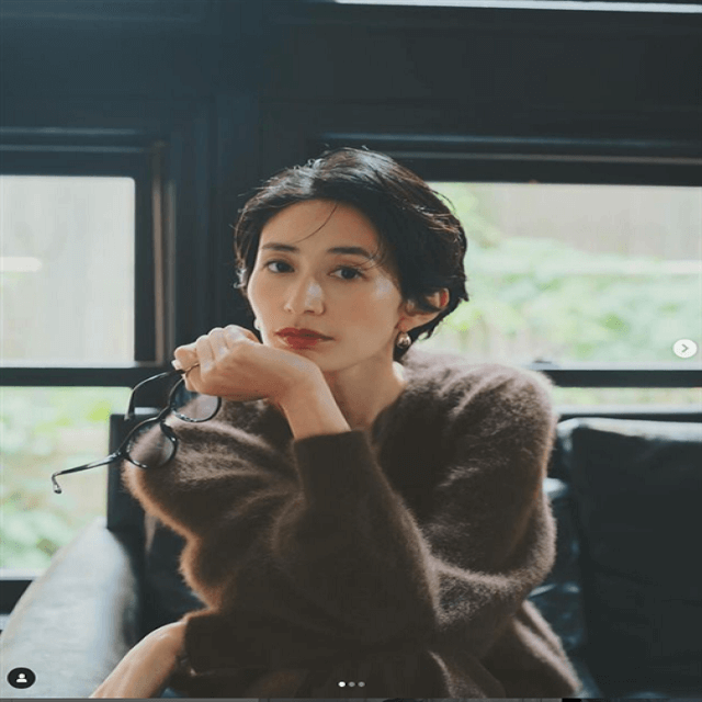 神山まりあ、ふわふわの秋冬コレクションに一目惚れ！クールな着用フォト