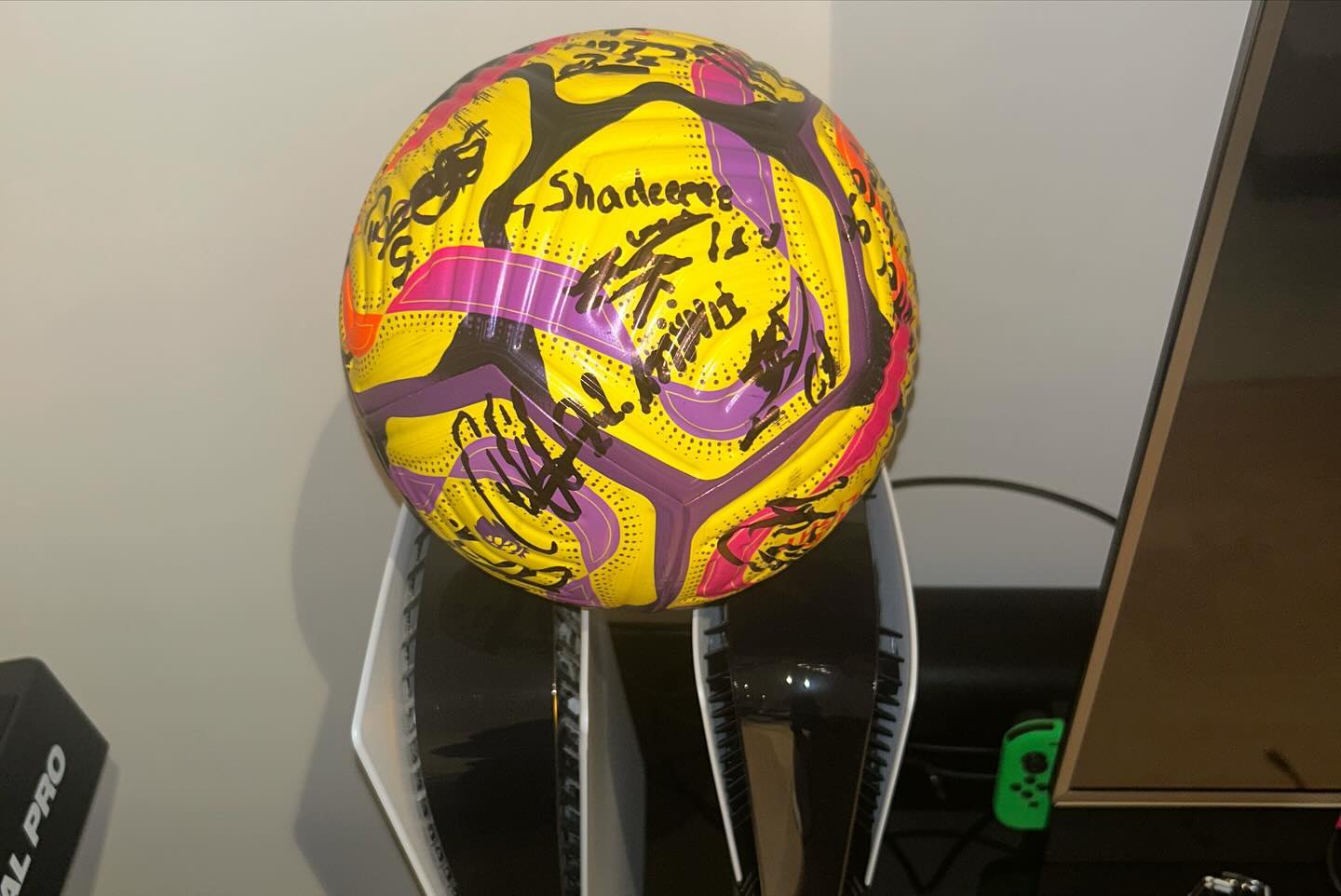 プレミアリーグ所属ドイツ人FWがキャリア初ハットトリック達成！