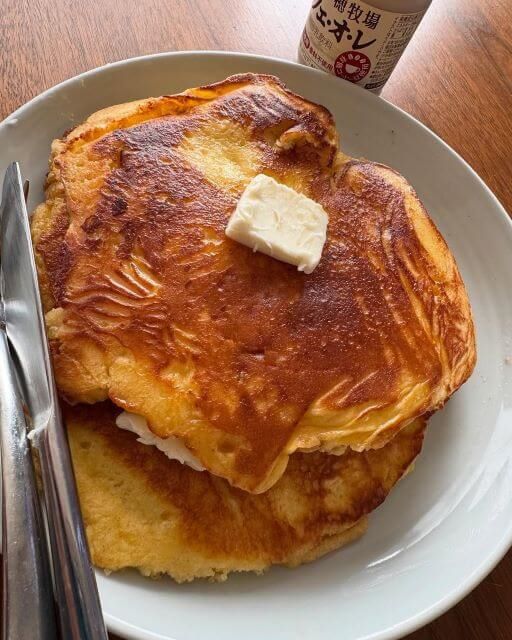 小沢仁志、ホットケーキに挑む！「今どきパンケーキ？いや、俺はホットケーキだ」