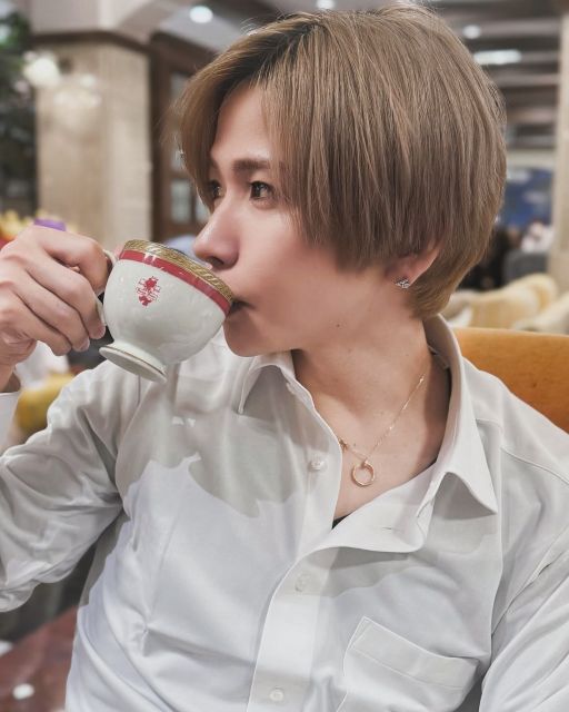 「横顔イケメンすぎん？」人気YouTuber、オフショットが