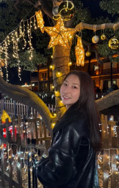 「綺麗です。両方」美人サッカー選手・塩越柚歩が休日満喫！