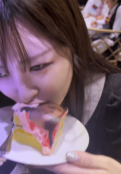 進藤もも、サプライズバースデーケーキに感激！「〇〇は人生初」