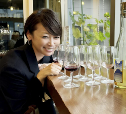 辺見えみり、山形温泉と試飲天国で赤ワインに開眼！