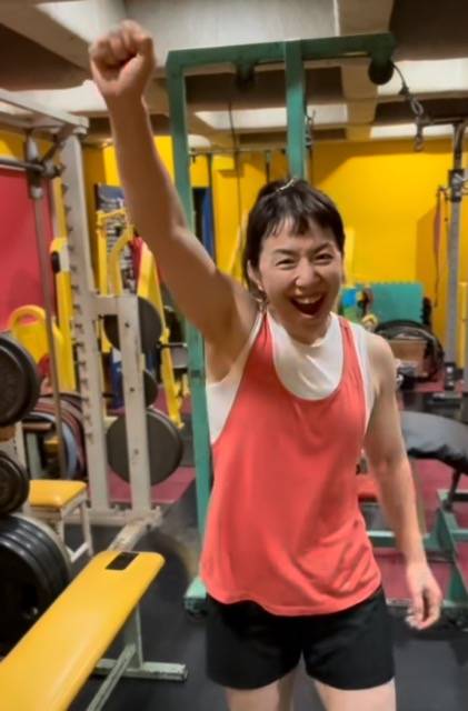 アニマル浜口トレーニングジムで筋力トレーニング報告 浅草で汗を流す浜口京子の努力の一日