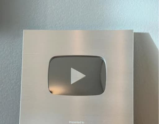 槙野智章が自身のYouTubeチャンネル登録者数10万人を報告！次なる目標は100万人！