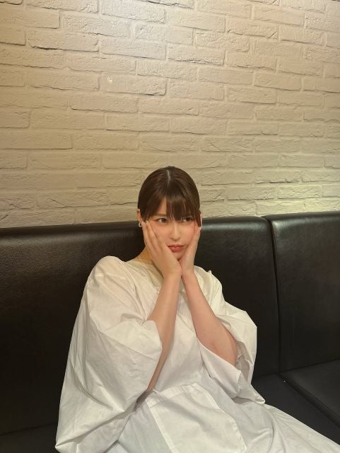 あの人気グラドルがほろ酔い姿を披露！赤みがかった顔が可愛すぎる！