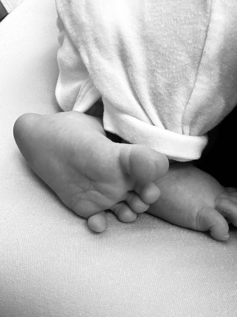 「身動きが取れるこの制限なき世界でたくさんの景色を見て」滝沢カレン、第一子誕生を素敵すぎるインスタポエムで祝福！