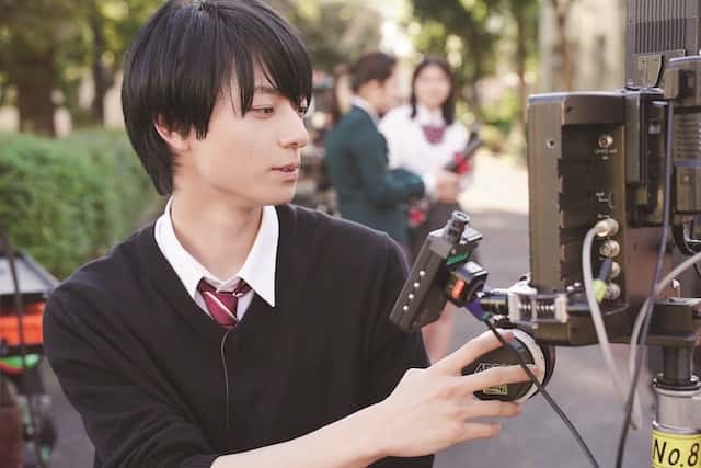 映画『山田くんとLv999の恋をする』のメイキング写真が公開！作間龍斗の横顔がカッコ良すぎると話題に