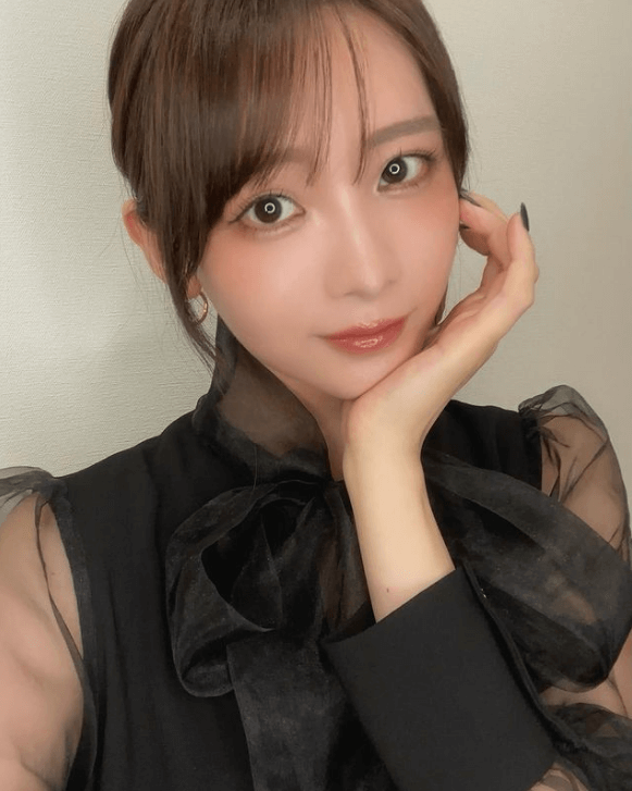 人気モデル 早瀬あや「また1つ歳を重ねることができました」、美フェイスフォト公開＆誕生日報告でファン大祝福