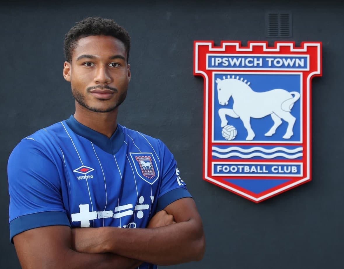 ナポリMFカユステ、イプスウィッチ移籍へ　ロマーノが報道