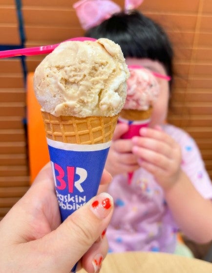 平野ノラが娘とサーティーワンアイスクリームを楽しむ！