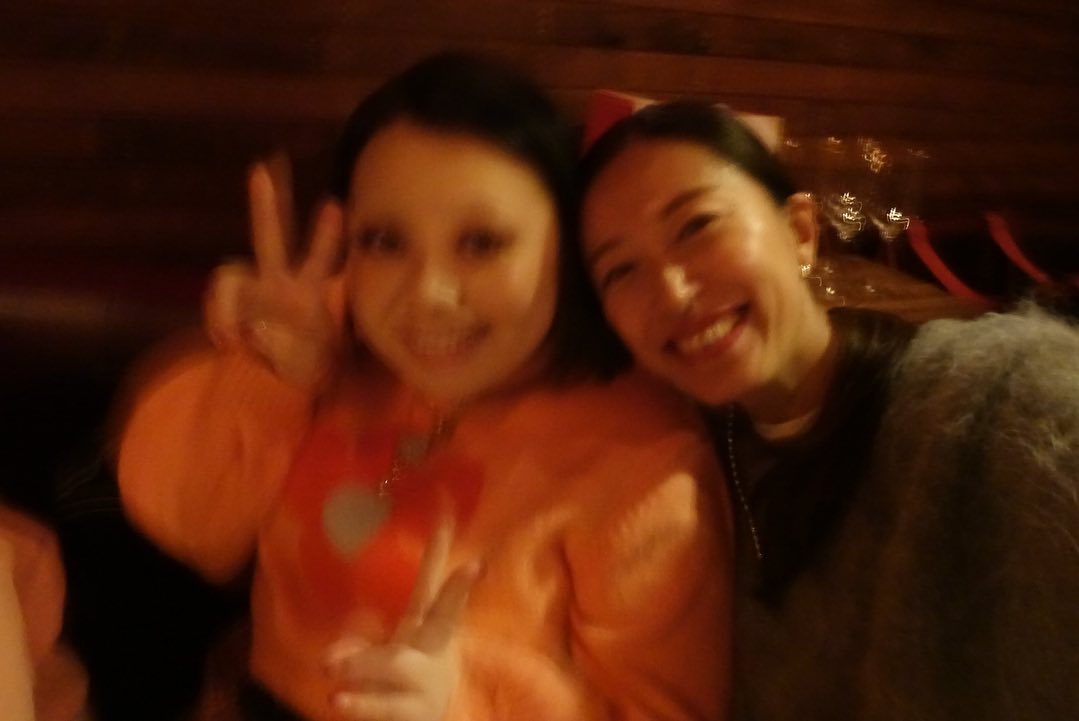 里田まいと渡辺直美の“ブレブレ”2Sにツッコミ殺到！「肉だけブレないあたり最高🤣🤣」