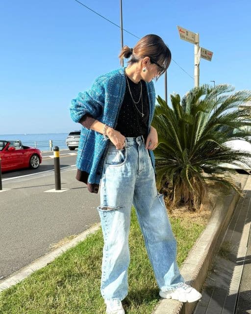 「海猿思いだした」加藤あい、青い海に映えるさわやかなファッションを公開しファンから反響続々！