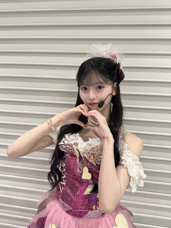 「あづ型ウイルスに感染してみる？」八木愛月、ツインテール姿を公開