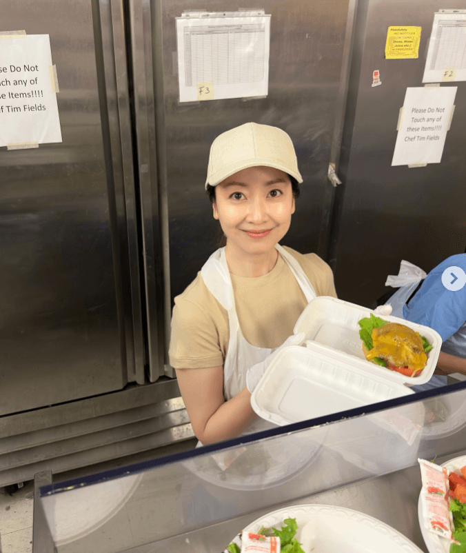 黒川智花、NYでのボランティア活動に情熱を注ぐ