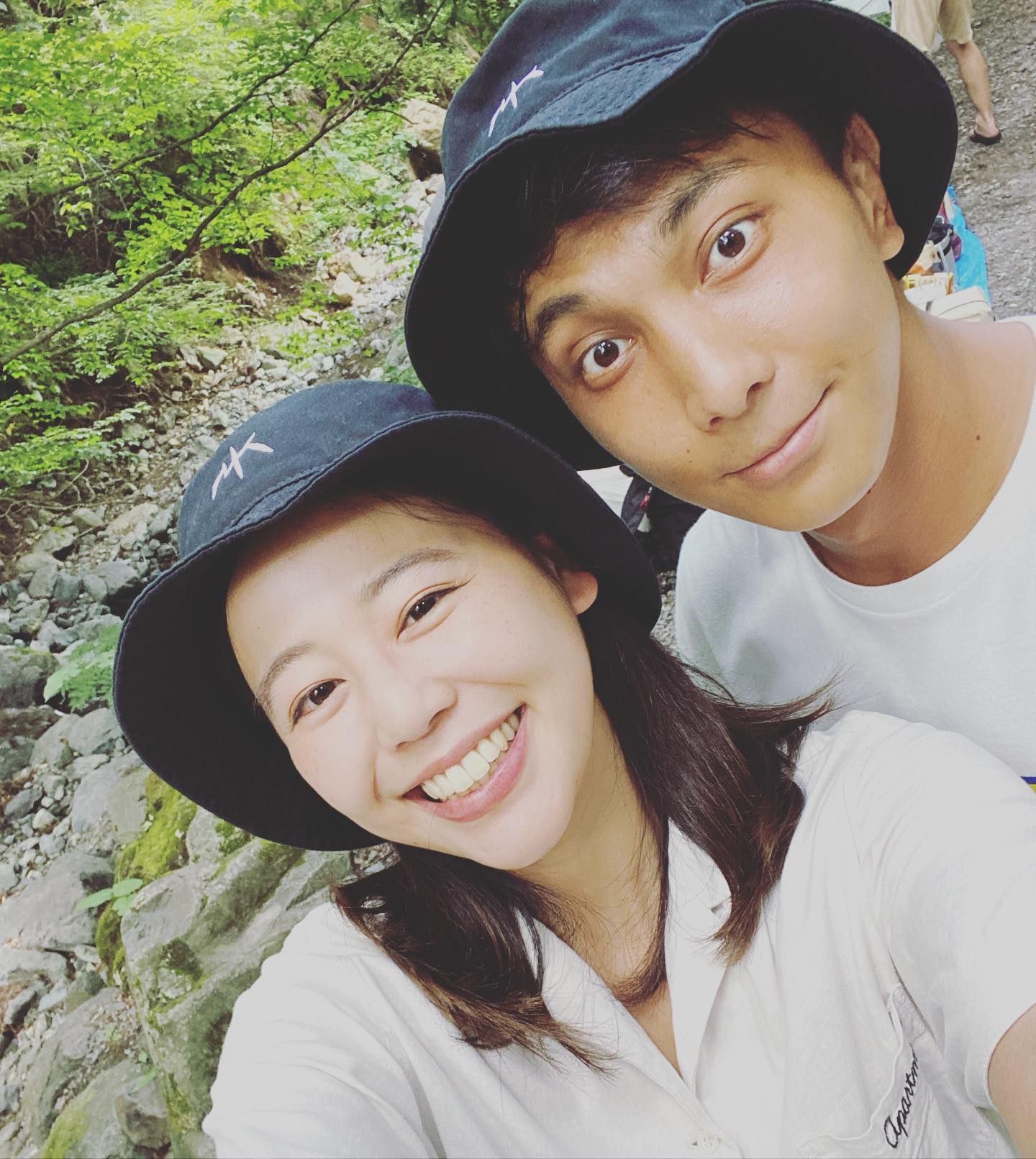 坂口佳穗さんが初キャンプで自然満喫⛰テント張りに苦戦も、、、