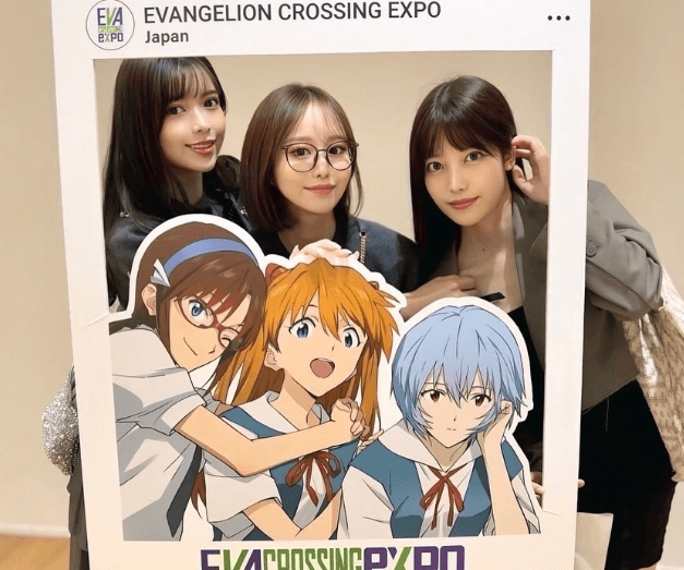 人気RQ・赤城ありさ「エヴァンゲリオン大博覧会」で魅せたフォトが可愛すぎと話題に