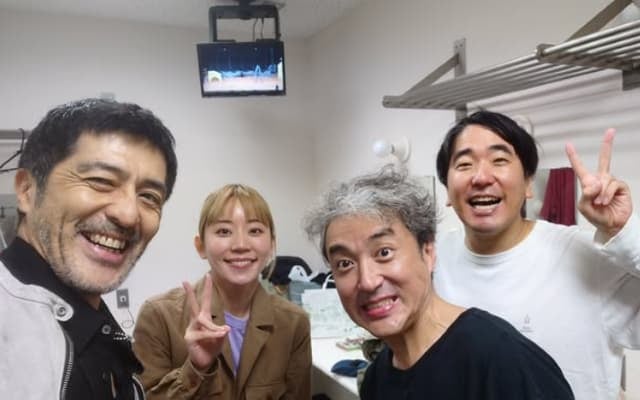 「素敵な写真をありがとうございます」谷中敦がムロツヨシ出演の能登公演観劇を報告！