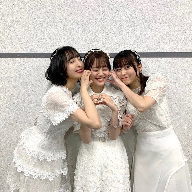 三つ子の花嫁🌺 新作発表の五等分の花嫁、伊藤らキャストの純白ドレス姿✨