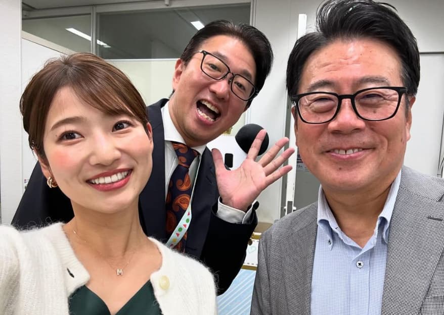 テレ朝安藤アナ、報道ステーション後の共演者とのオフショットを大公開！