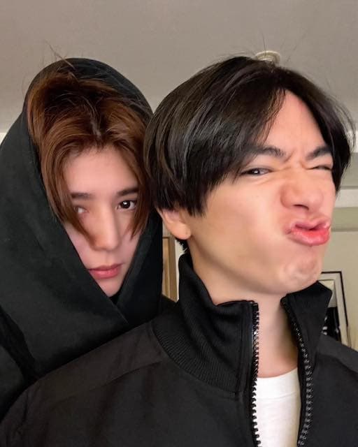 「やまちね最高すぎる🥺🥺」山田涼介 メンバーとのプライベートショットが話題に👀