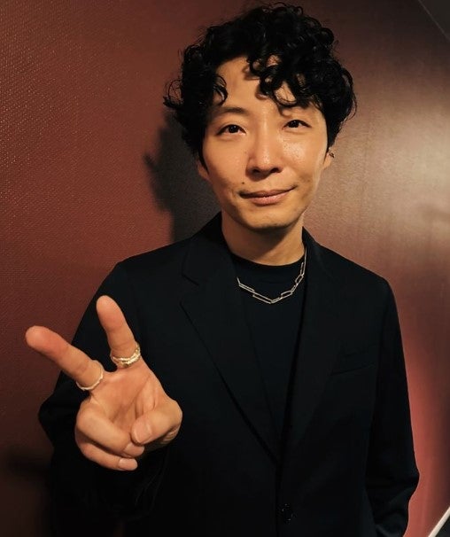 星野源が映画「ラストマイル」の完成披露舞台挨拶に登壇！