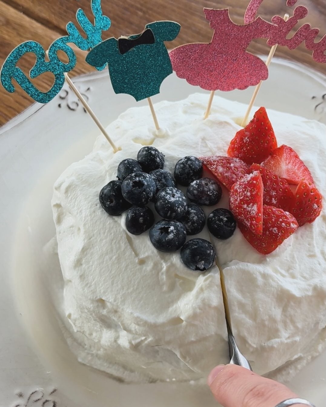 上田綺世夫妻、由布菜月が第一子の性別発表