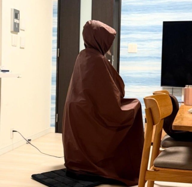 「怖くて声をかけれなかった」かまいたち山内健司の嫁が無言でよもぎ蒸し！