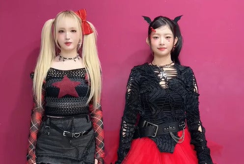 「カップルズ尊い」韓国アイドル、“デビル衣装”で愛嬌炸裂