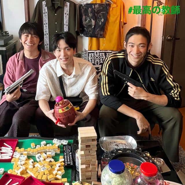 ドラマ『最高の教師』の悪役スリーショット⁉︎「良い笑顔だけど作中では憎々し〜」