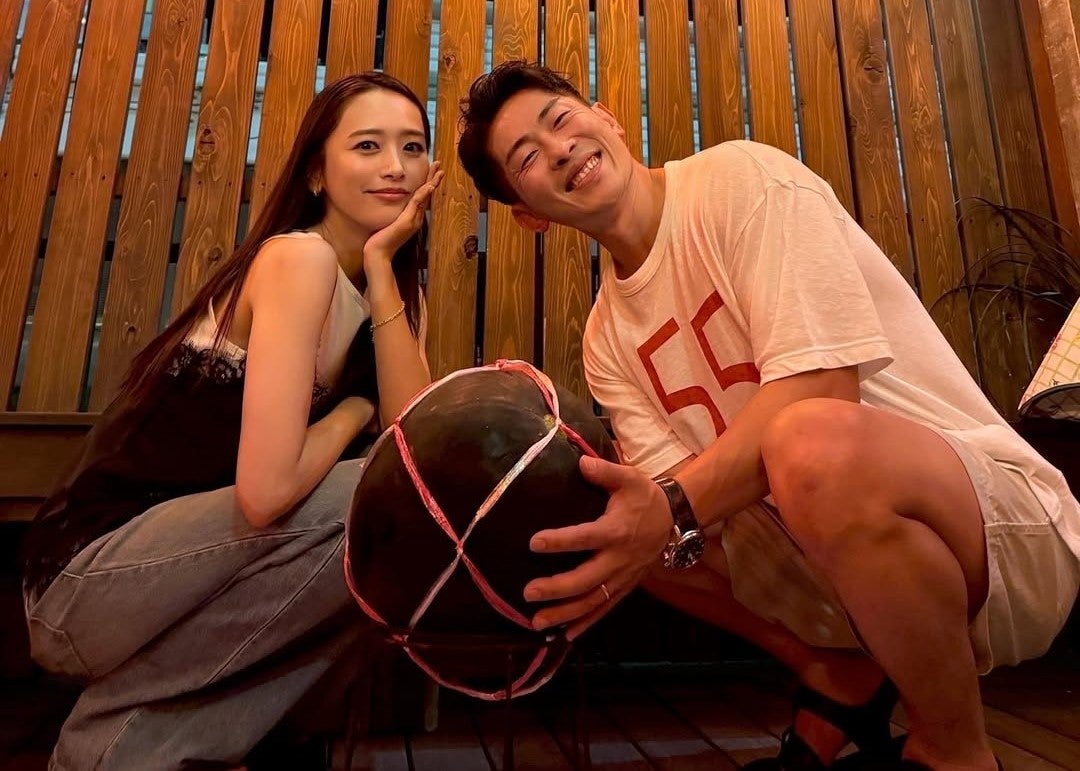 近藤千尋、夫・太田博久との“ラブラブ2ショット”も公開！ラヴィット金曜メンバーとの夏満喫に「最高すぎる夜」と反響続々