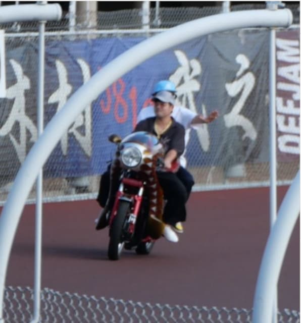 マッコイ斉藤がハンバーグ師匠を激写