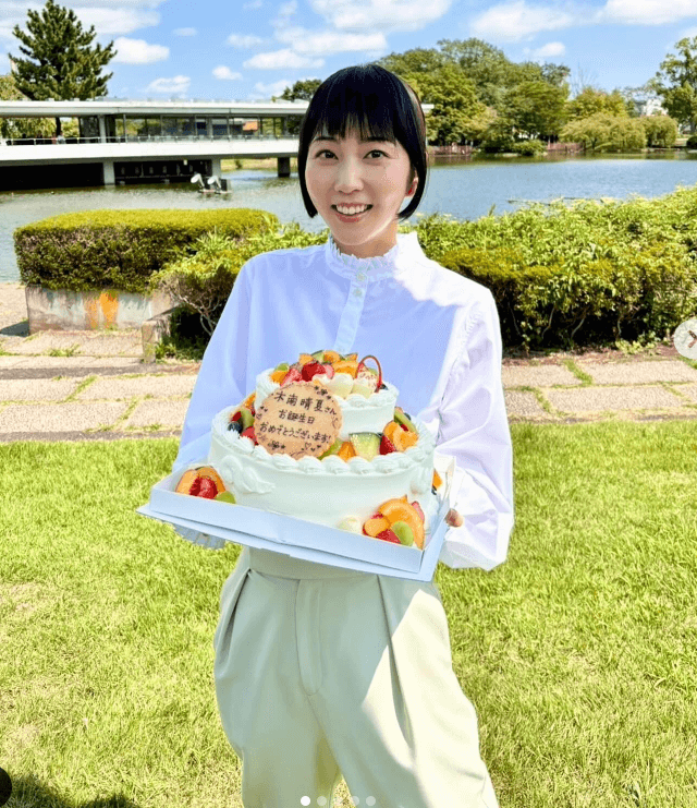 木南晴夏、ドラマ現場での誕生日祝いに感謝の言葉「ナインボーダーの1年を大切に」