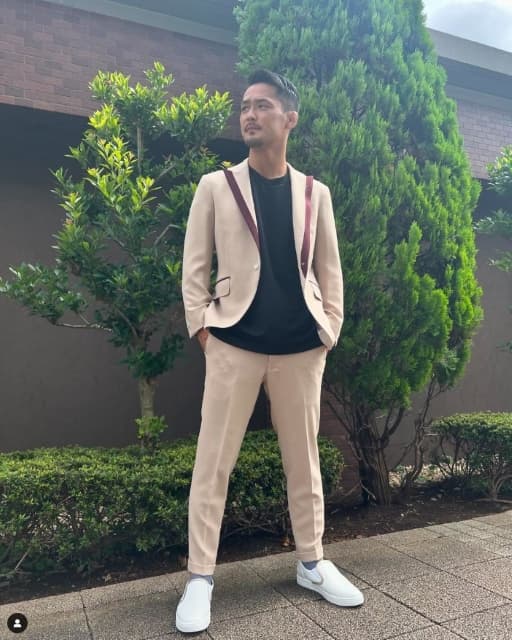 総合格闘家 牛久絢太郎 スーツ姿を披露！そのカッコよさにファンからは絶賛の声が続々と