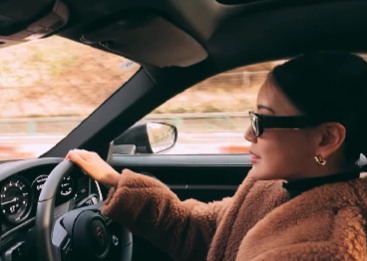 藤井夏恋、運転姿が「かっこいい」と話題！「免許取ってよかった」