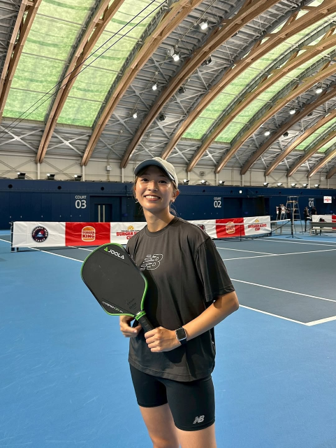 ハーフスパッツから美脚がスラリ！美女テニスタグラマー・髙橋菜々、初のピックルボール大会へ出場！