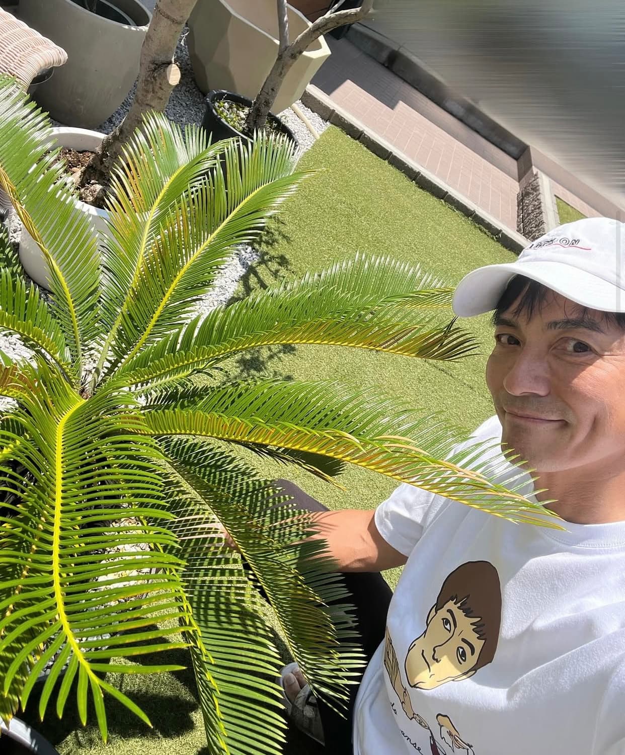 沢村一樹が着ている