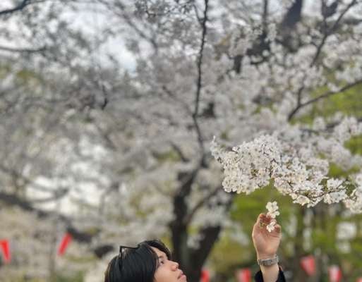 フェンシング選手・飯村一輝、上野での春ショットを投稿