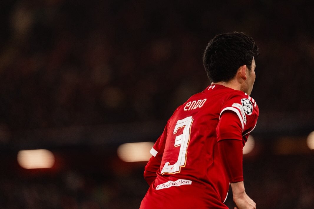 【プレミア】遠藤航が左足首負傷で担架退場　長期離脱の可能性　スロット監督「かなり長い間欠く」