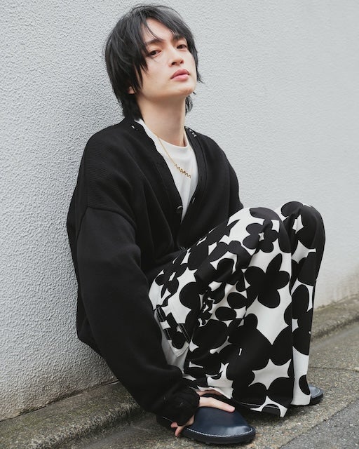 「黒髪王子様！」玉森裕太、最新ショットにファン歓喜