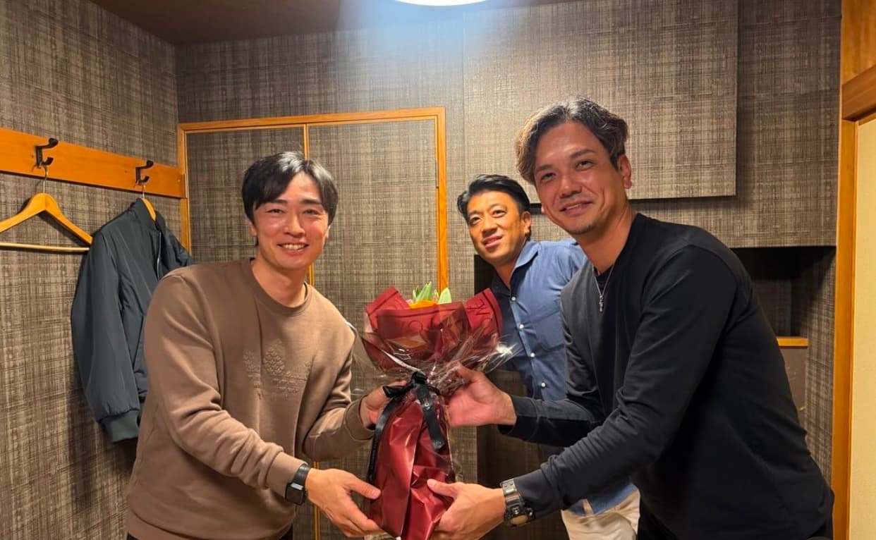 新垣渚、吉田晃、田中瑞季ら、元福岡ソフトバンクホークス55年メンバーで"和田毅お疲れ様会"にファン歓喜！